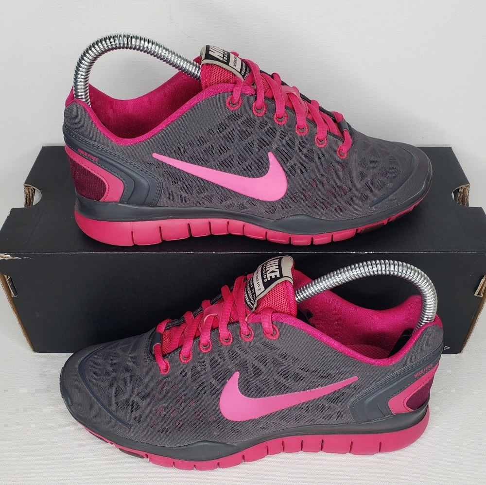 Nike Women's Gray and Pink Running Sneakers